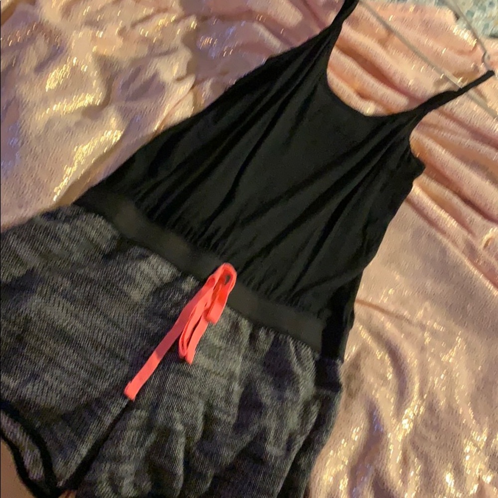 Women’s Comfy Romper Small NWOT